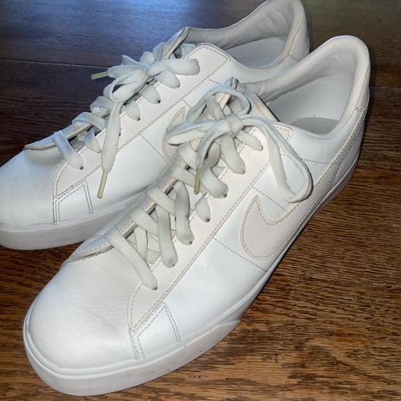 Nike Shoes Nike Mens Sweet Classic All White Leather Sz 2 Sneaker